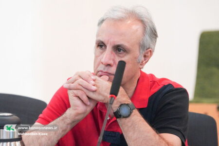 تئاتر باید تربیت اجتماعی و عاطفی نسل آینده را شکل دهد