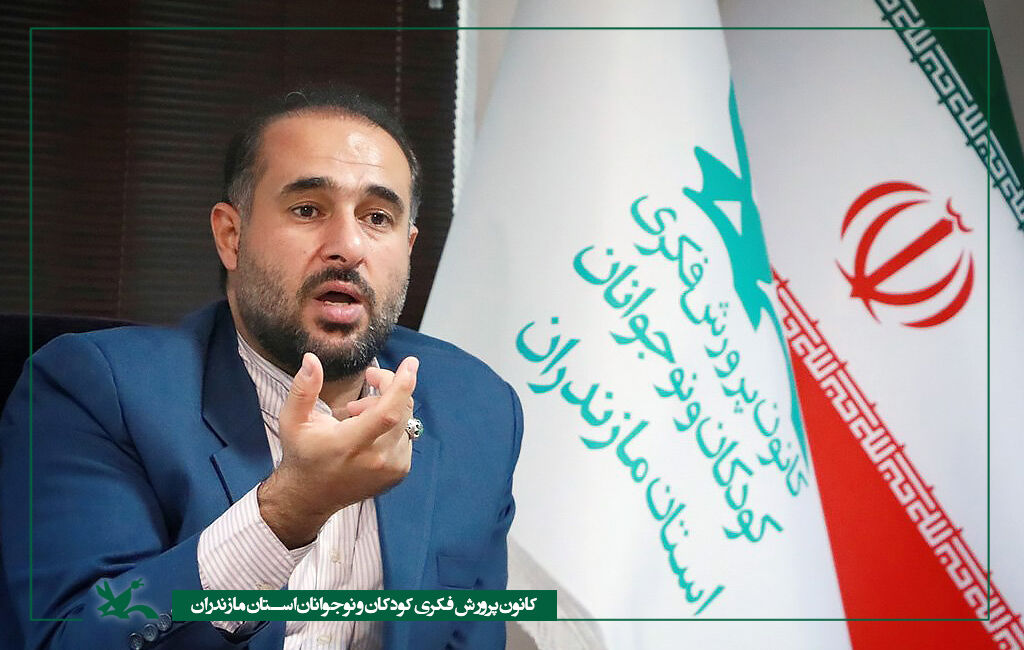 1195420-1 مدیرکل کانون مازندران مسئول کارگروه کودک و نوجوان گرامی داشت هفته دفاع مقدس شد