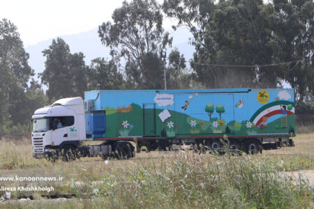 تماشاخانه سیارکانون، قصه‌ها را به دل شهرها و روستاهای یزد می‌برد