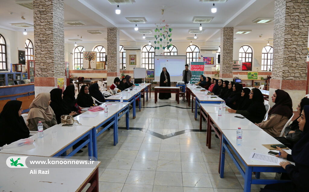 1256627 مربیان کانون بوشهر با هنر «پاپ آپ» آشنا شدند