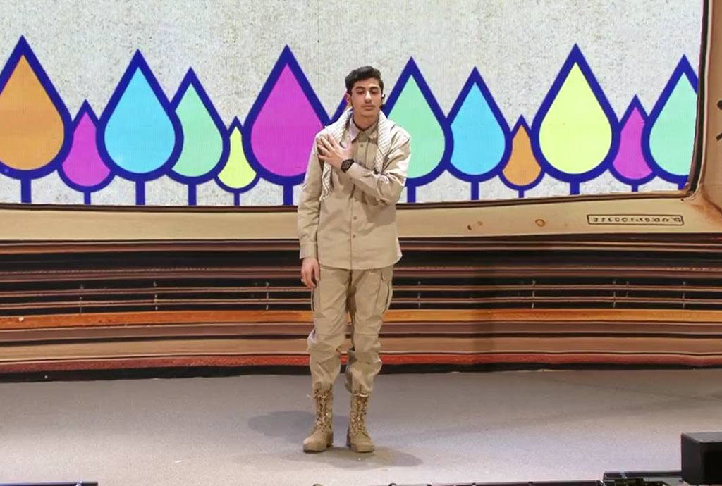 1273291-2 هنر یک قصهگوی برگزیده در روایت قهرمانی از ایران سرافراز