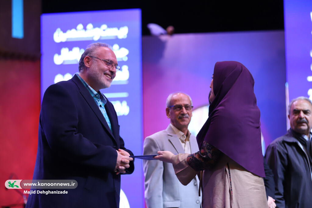 کانون پرورش فکری نیازمند حمایت بیشتر مسوولان است/منتقدان به موفقیت‌های کانون توجه کنند