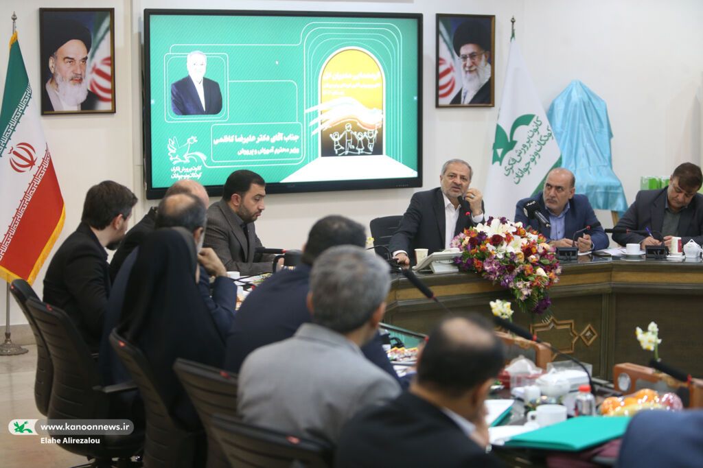 1275177 مأموریت کانون پرورش فکری هویتسازی دینی و ملی کودکان و نوجوانان است