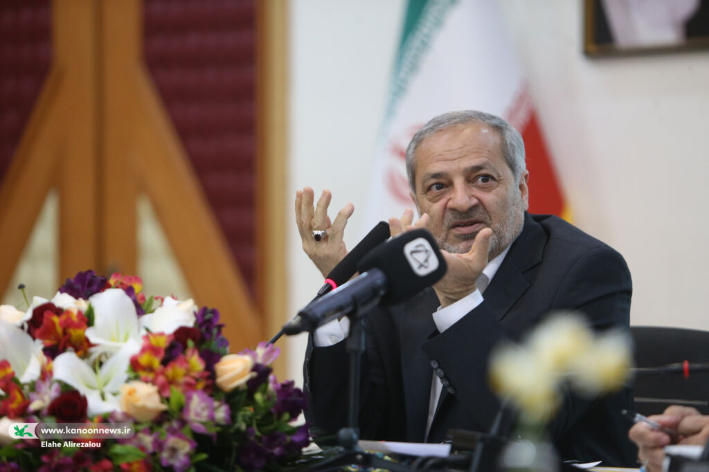 1275179 مأموریت کانون پرورش فکری هویتسازی دینی و ملی کودکان و نوجوانان است