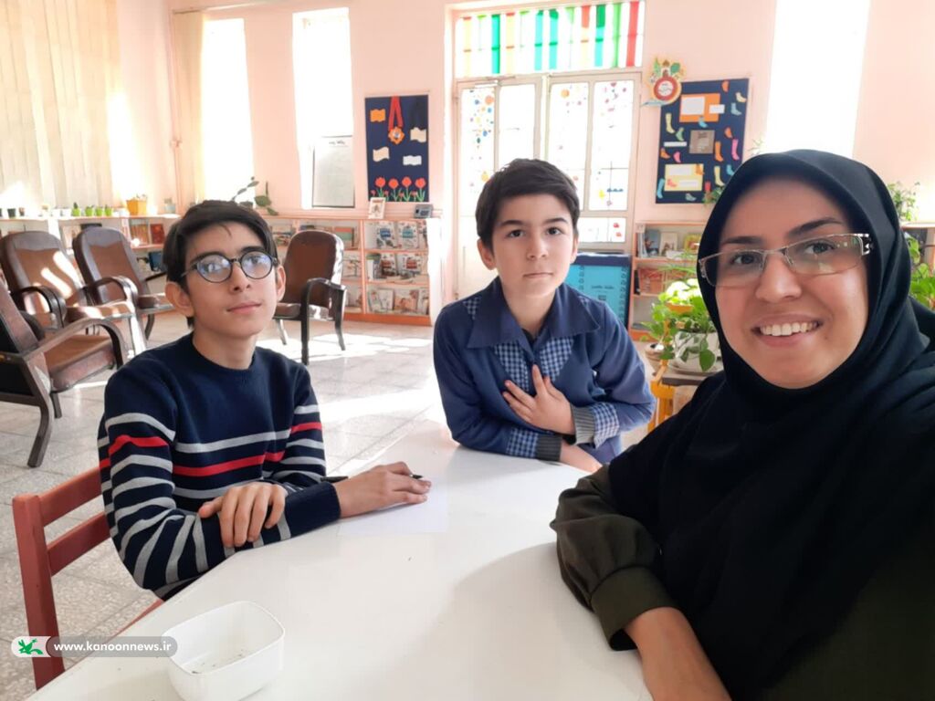 1276203 درخشش عضو کتابخانه فرهنگی هنری شماره۳ در جشنواره بین المللی مجمع شهرداران آسیایی در بخش نقاشی