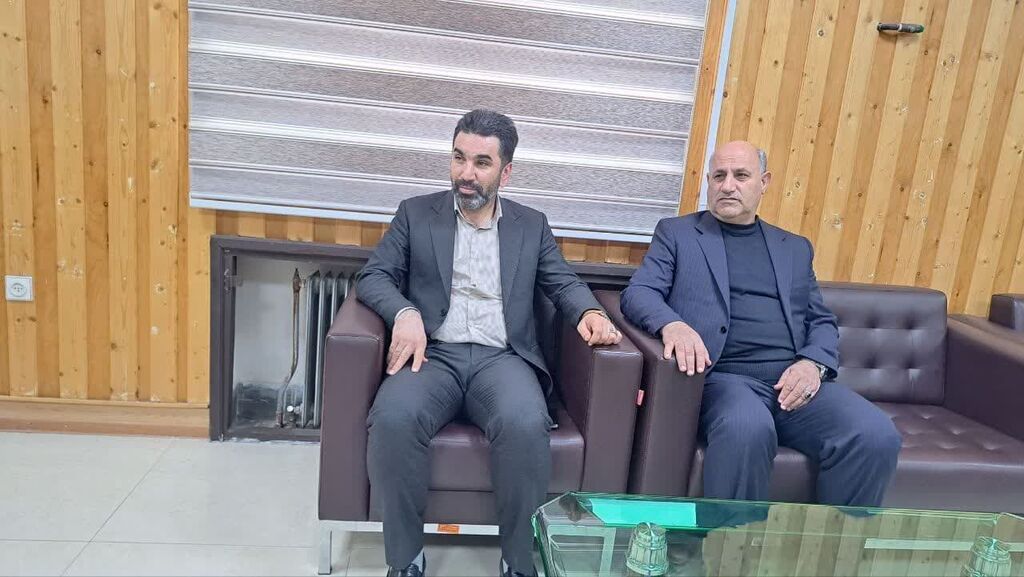 1276212 دیدار مدیرکل با فرماندار اشنویه