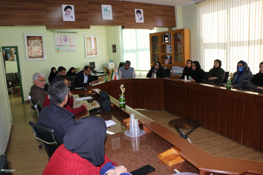 برگزاری جلسه ارزیابی و پیگیری طرح «کانون یاران» در کانون فارس