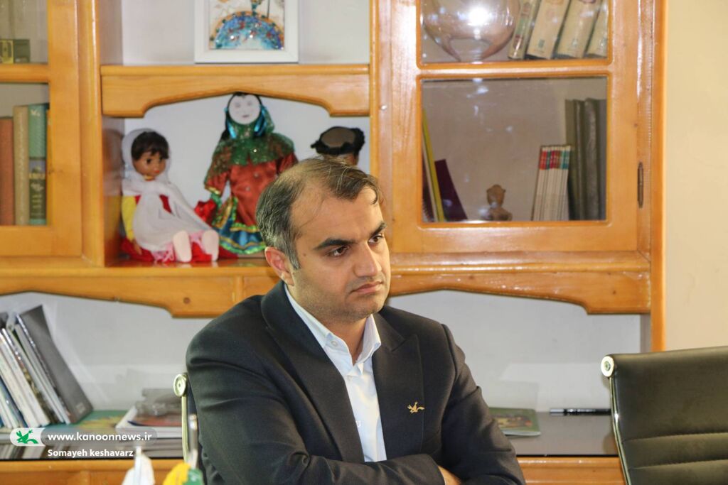 تجلیل از مربیان رویداد بین‌المللی «پروانه‌های بدون مرز» در کانون فارس