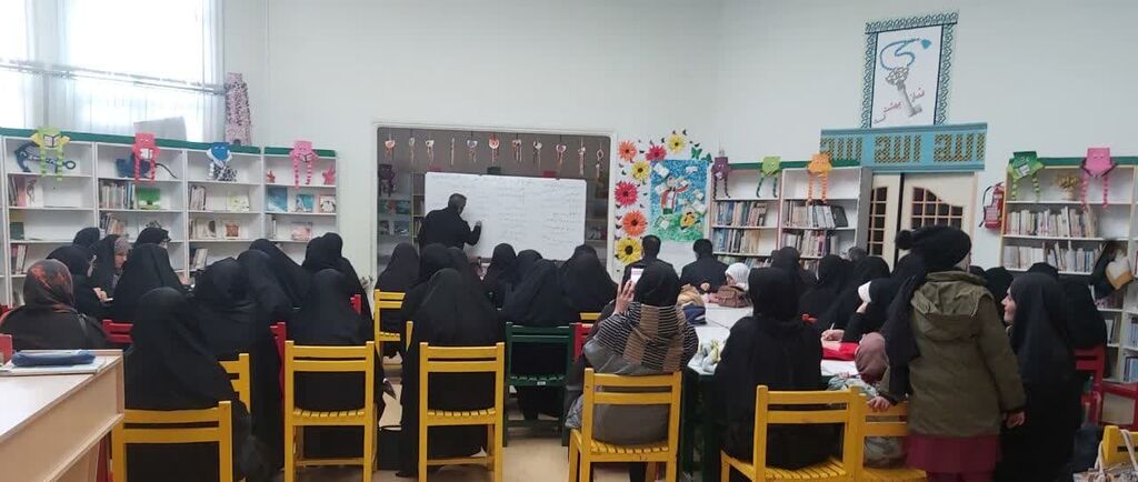 جلسه تدبر در قرآن در مرکز خوی