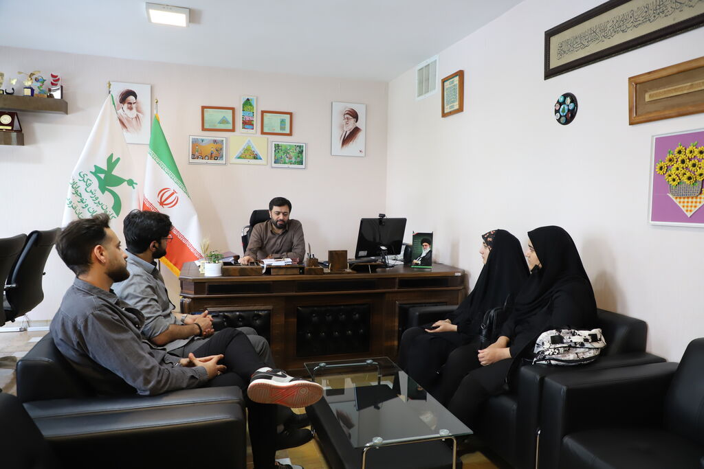 1276682 دیدار مدیرکل کانون استان قزوین با نمایندگان سمنها و فعالان عرصه کودک