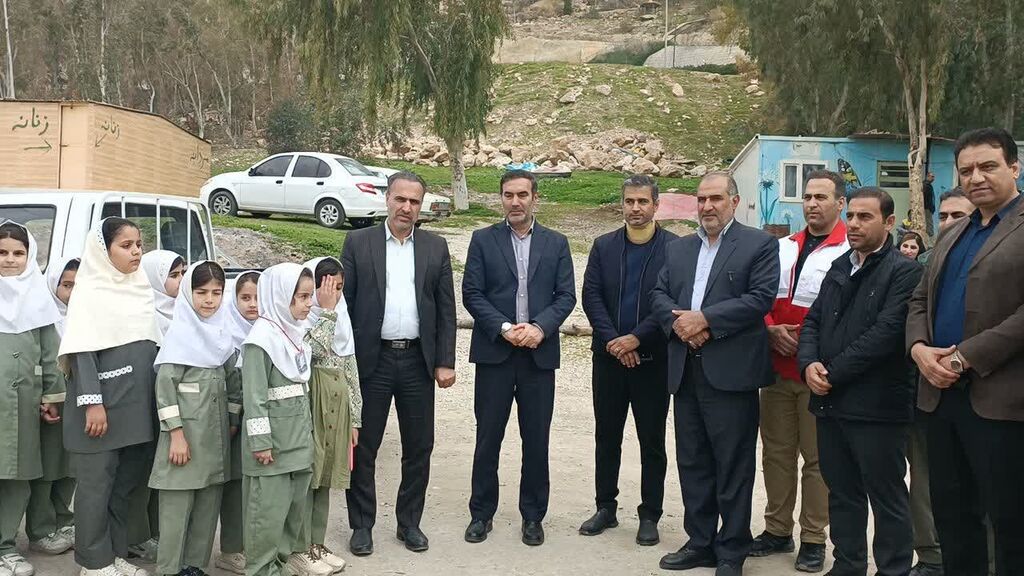 1276958 روزهاولیهای مرکز سرپلذهاب نهال کاشتند