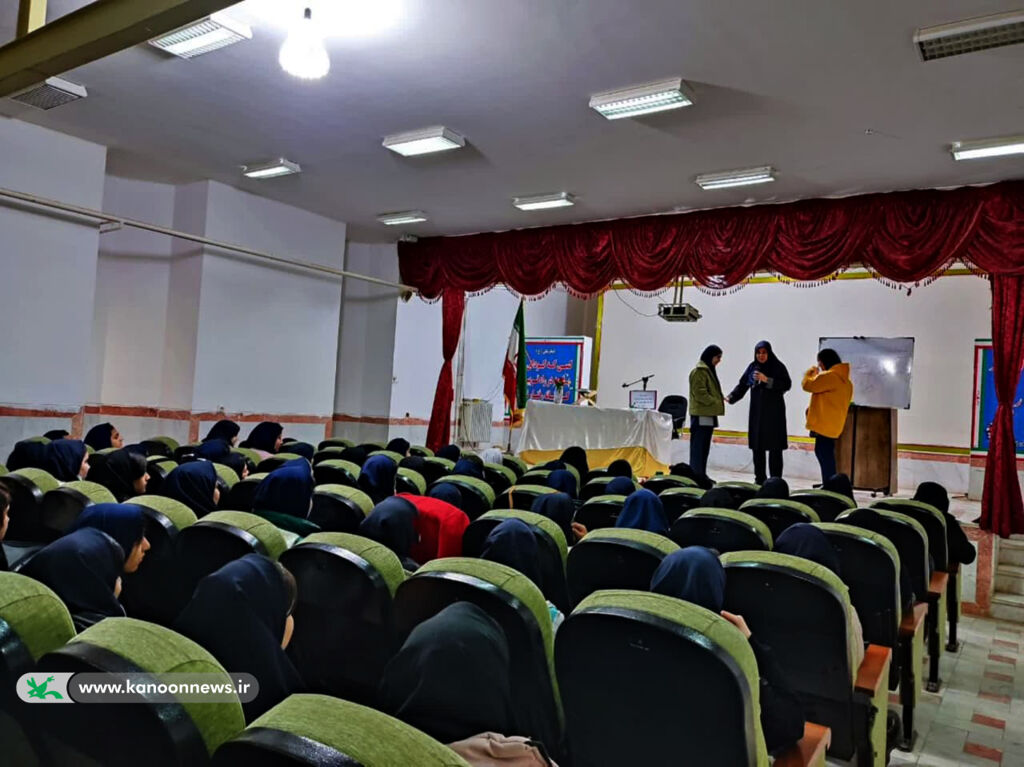 1277074-1 اجرای کارگاه آموزشی حال خوش زندگی برای دانشآموزان در نورآباد لرستان