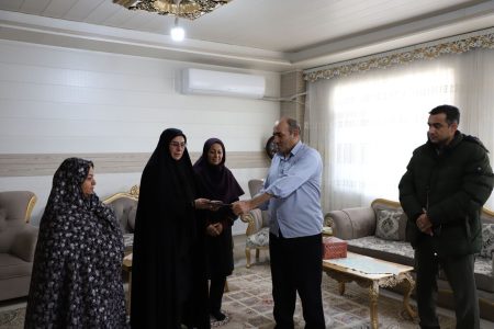 دیدار مدیرکل کانون استان با جانباز دفاع مقدس