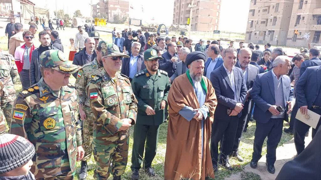 غرفه فرهنگی مرکز سرپل‌ذهاب در یادواره شهدای ۱۶ اسفند پادگان ابوذر