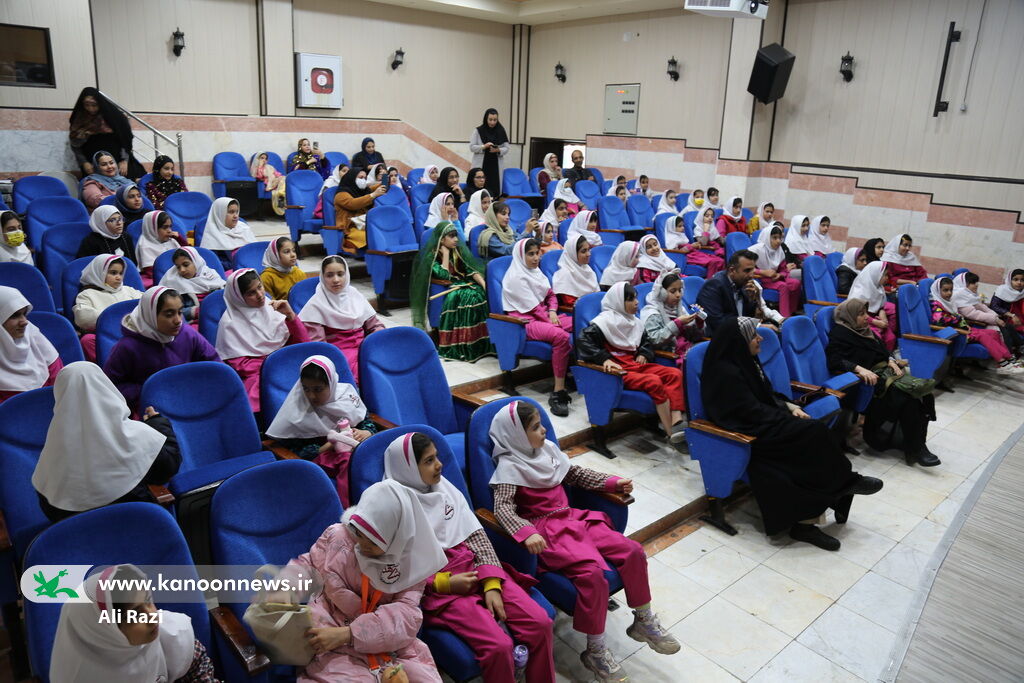 نخستین جشنواره نقالی و قصه‌گویی بوشهر برگزار شد