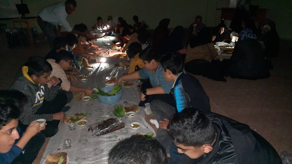 ویژه‌برنامه «میهمانی خدا» در کانون مرکز لارستان با طعم رمضان