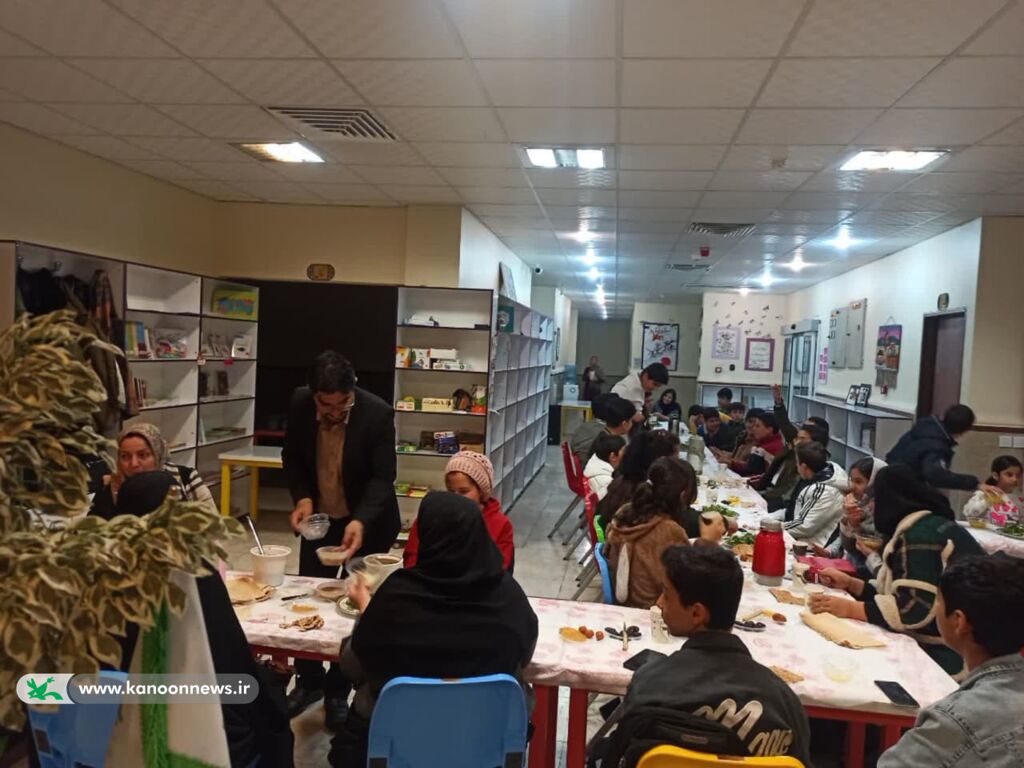 ضیافت افطاری در مرکزشماره۲ کانون الیگودرز لرستان