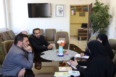 فعالیت قرآنی زندگی با آیه ها در مراکز کانون