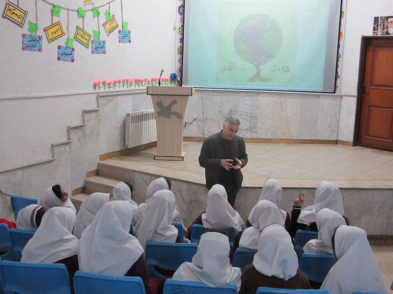 1278389-1 پویش ملی درختکاری در مراکز کانون استان اردبیل؛ کودکان و نوجوانان سفیران سبز طبیعت شدند