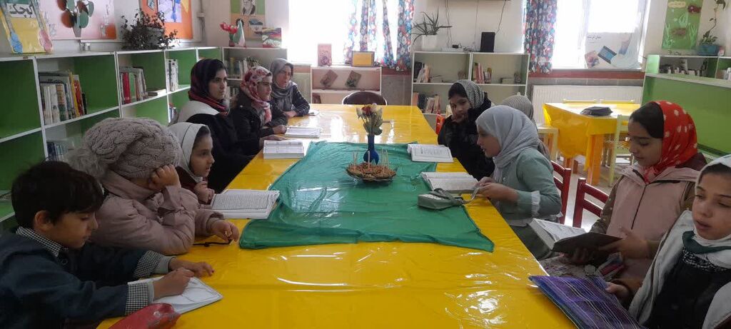 1278686-2 اجرای برنامه "ماه میهمانی خدا" در مراکز همدان