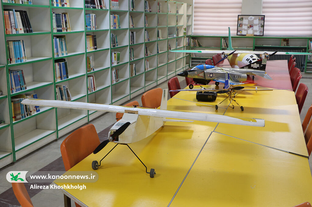 1278697-2 برگزاری همایش علمی آشنایی با اصول ساخت و پرواز هواپیما در رشت