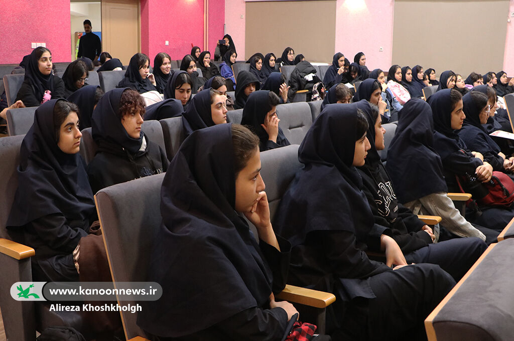 1278700-2 برگزاری همایش علمی آشنایی با اصول ساخت و پرواز هواپیما در رشت