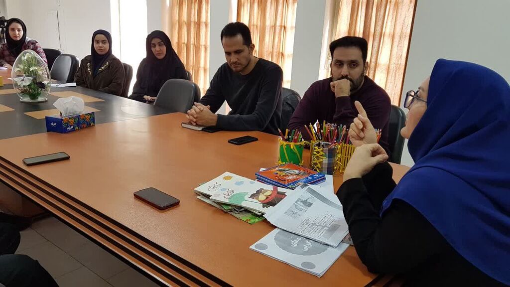 1278783-2 برگزاری دوره پنجروزه آموزشی بدو خدمت برای مربیان جدیدالورود کانون کرمانشاه