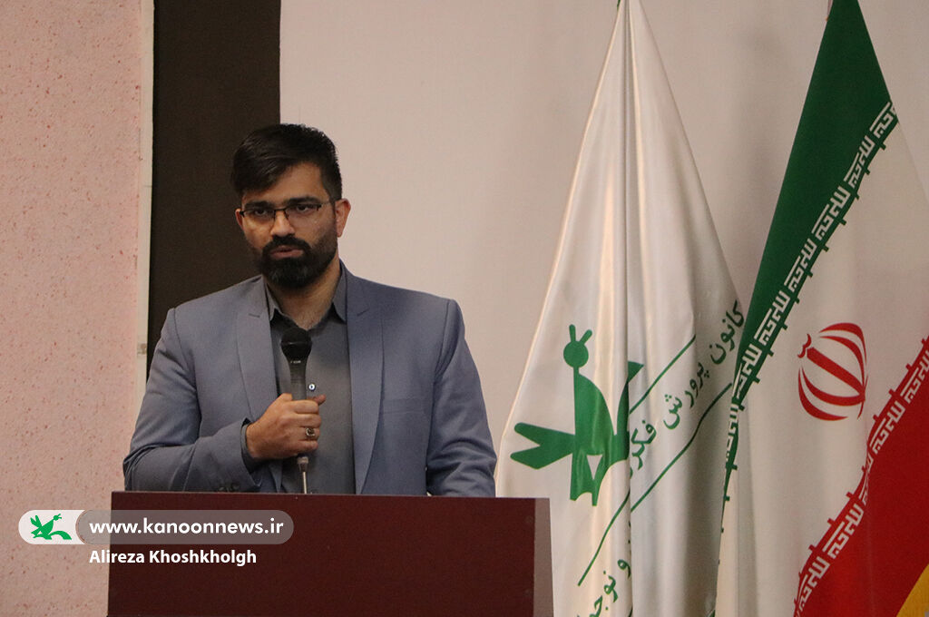 1279038-2 برگزاری همایش علمی آشنایی با اصول ساخت و پرواز هواپیما در رشت