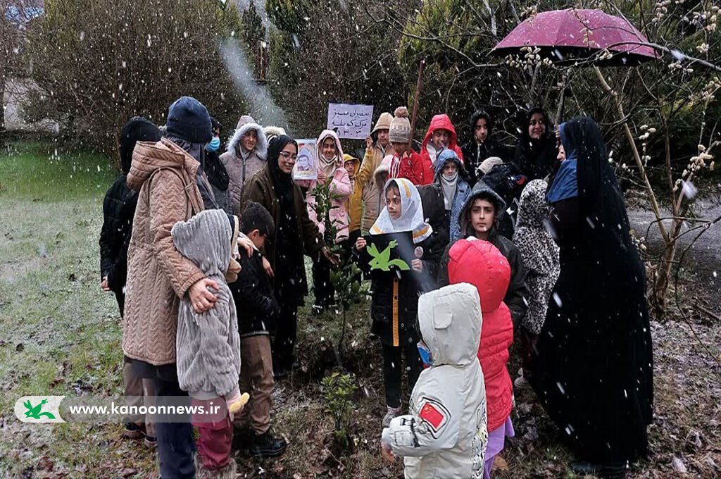 اجرای طرح سفیران سبز درکانون گیلان اجرای طرح سفیران سبز درکانون گیلان