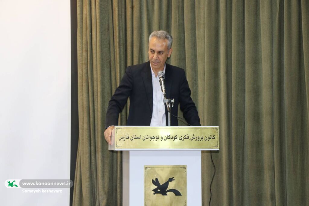 1279488-1 افتتاح باشگاه ادبی سیمرغ در کانون فارس