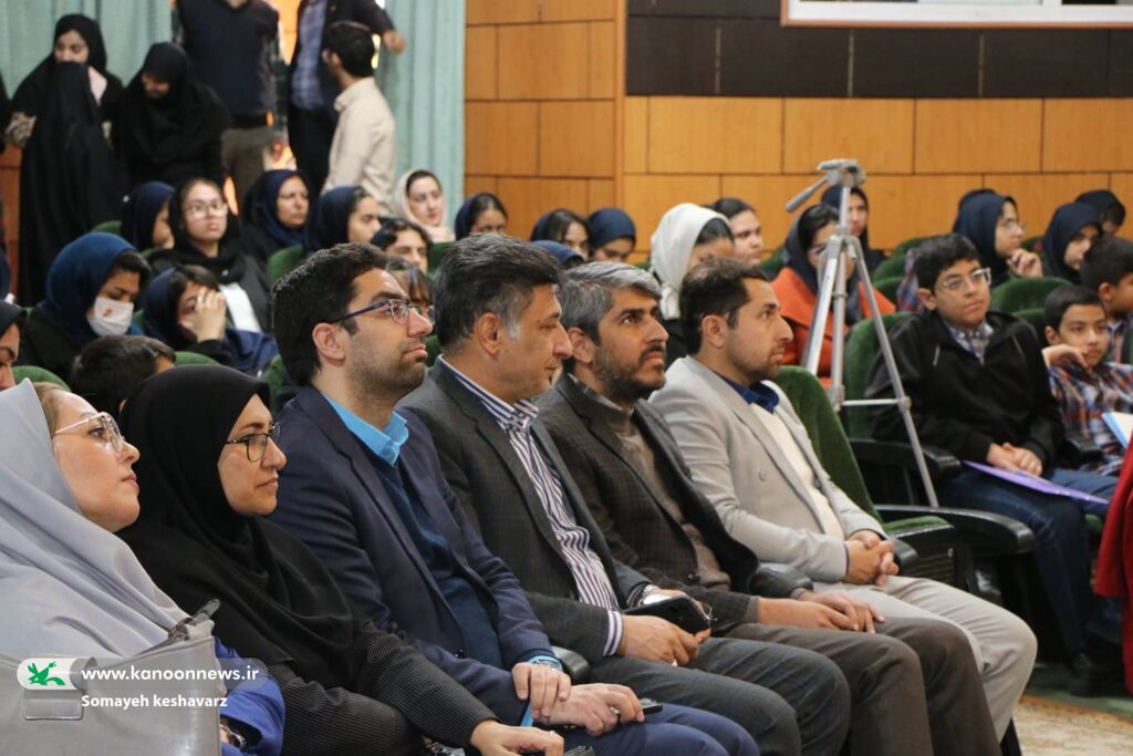 1279489-1 افتتاح باشگاه ادبی سیمرغ در کانون فارس