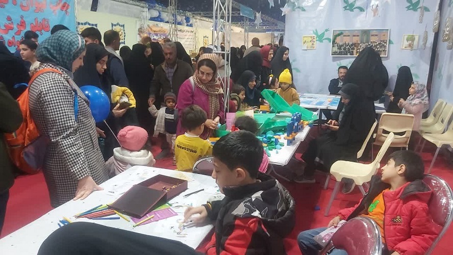 1279787-2 نمایشگاه قرآن و عترت بهترین مکان برای تبیین و تعمیق مفاهیم قرآنی در بین کودکان و نوجوانان است