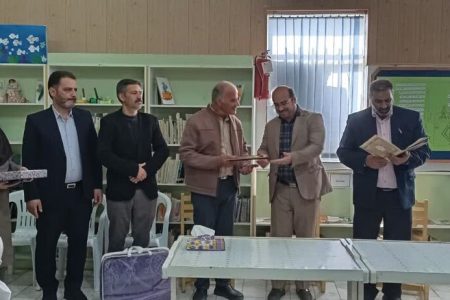 آیین نکوداشت و تقدیر از همکار بازنشسته کانون استان مرکزی