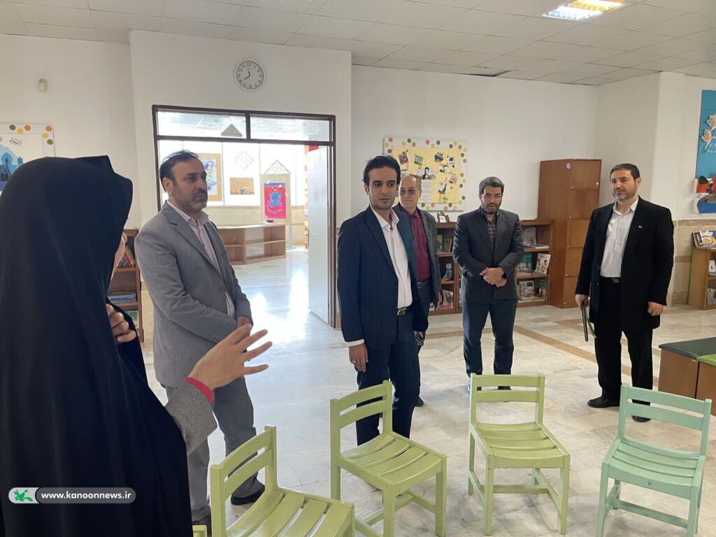 1280230 بازدید مشاورین و معاونین استانداری از مجتمع فرهنگی هنری پردیسان (شهر کودک ونوجوان)