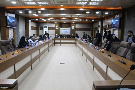 نشست مدیر عامل و شورای معاونین و مشاوران کانون پرورش فکری کودکان و نوجوانان در مجتمع فرهنگی هنری پردیسان با مدیرکل و نیروهای ستاد کانون استان