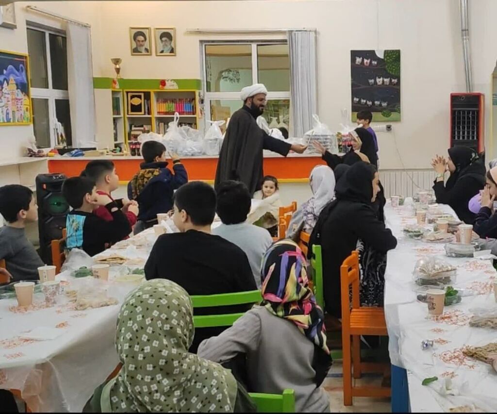 1281012 ضیافت الهی در مرکز سولقان کانون استان تهران