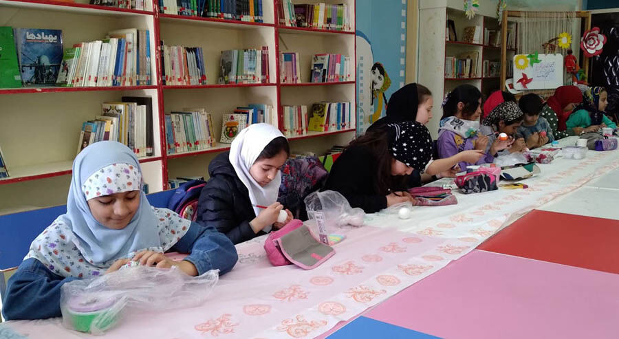 1281161 برنامههای مراکز کانون استان اردبیل در پیشوازی از بهار طبیعت