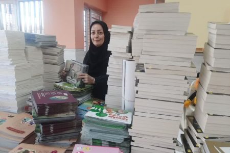 ۱۱۴۰ جلد کتاب، عیدی کانون همدان به کودکان و نوجوانان کانونی