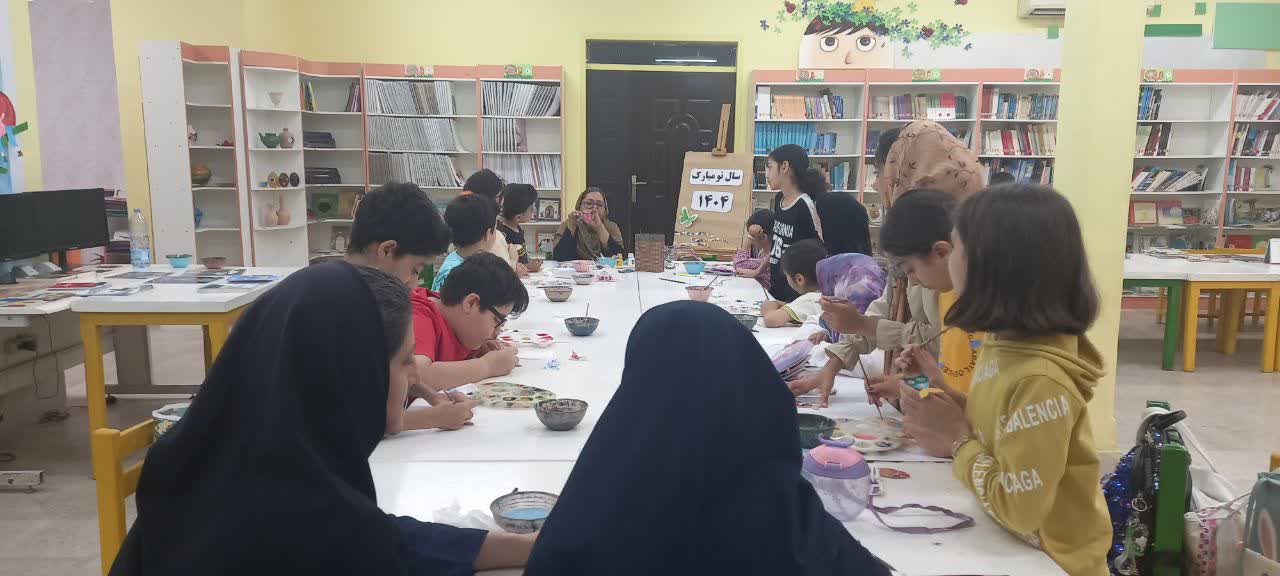 1281846-2 ساخت گیفت های عیدانه در کانون مرکز زیبا شهر