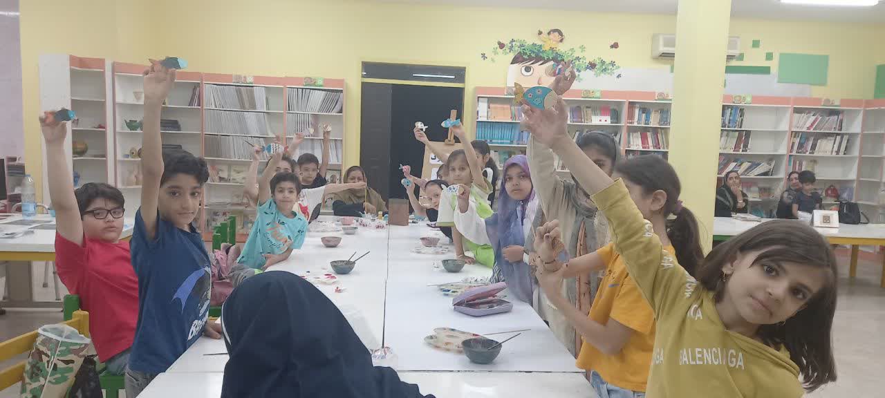 1281849-2 ساخت گیفت های عیدانه در کانون مرکز زیبا شهر