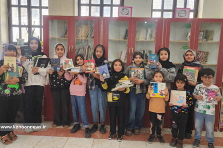 استقبال پرشور اعضای کانون استان بوشهر از طرح “۱۴ کتاب، ۱۴ روز بهاری”
