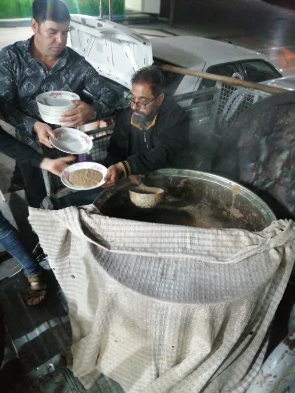 1281937-2 اعضای پایگاه سیارشهری مشهد میهمان ضیافت افطاری