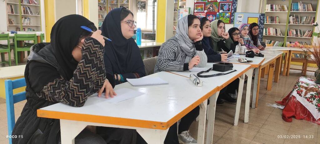 1281949-2 پروانه های بدون مرز مرکز۲۵ استان تهران