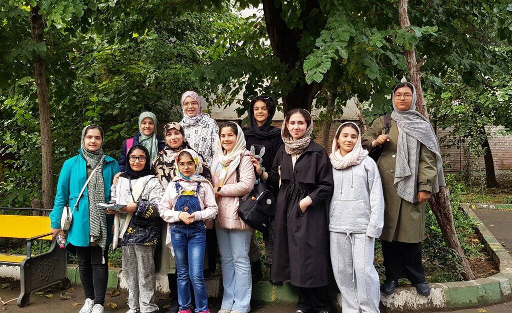 1281951-2 پروانه های بدون مرز مرکز۲۵ استان تهران