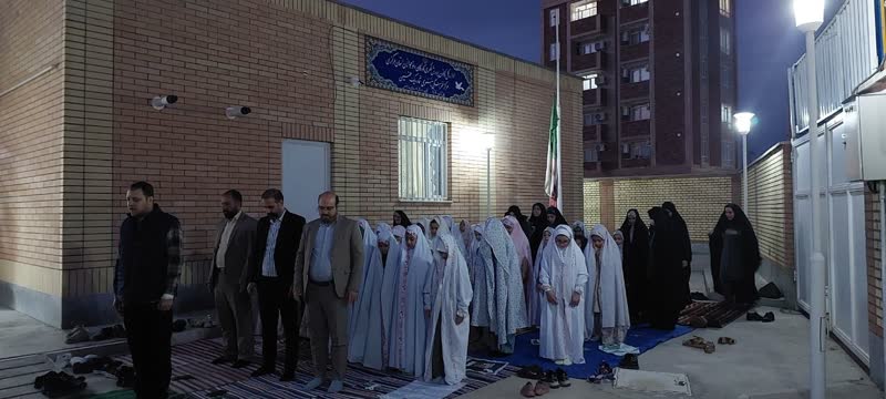 1282228-2 محفلی برای فرشته های روزه اولی با حضور مدیرکل کانون استان مرکزی