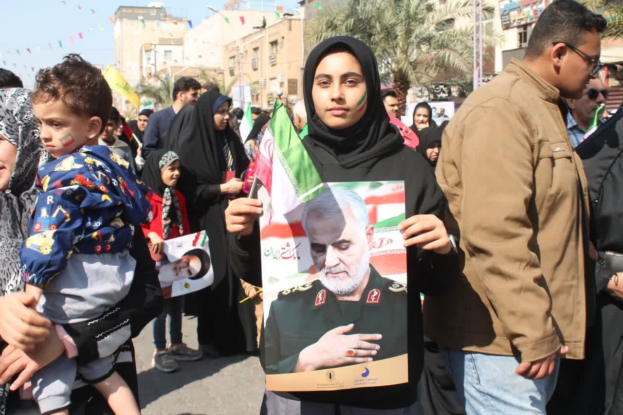 1283081 برگزیدگان چهارمین مهرواره عکاسی «قهرمان خانه ما»