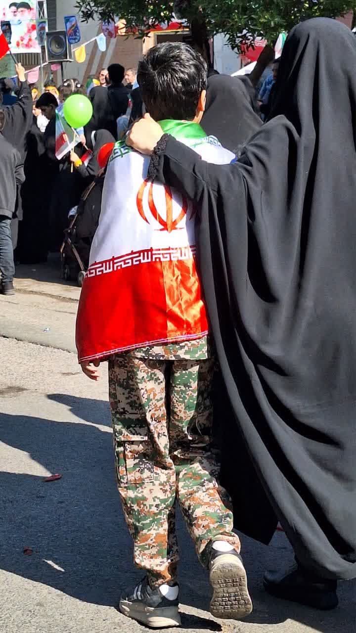 1283089 برگزیدگان چهارمین مهرواره عکاسی «قهرمان خانه ما»