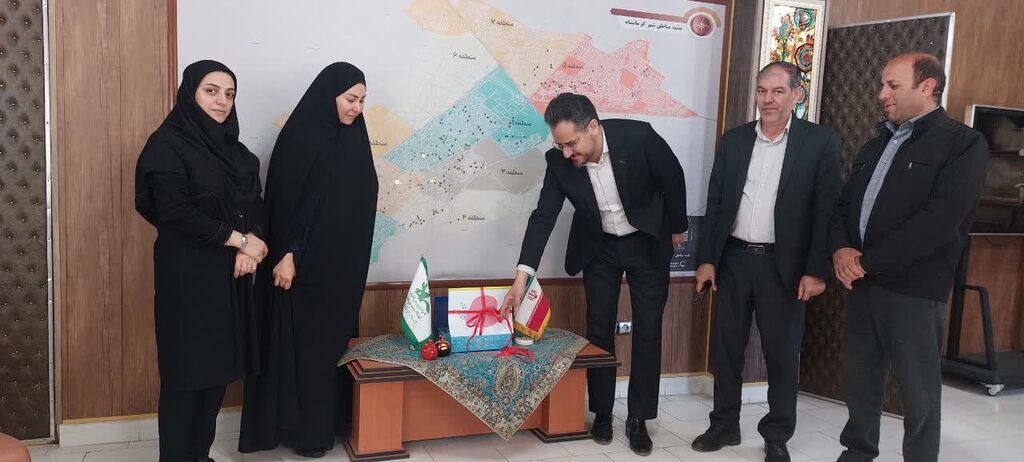 1283176 رونمایی از برنامههای پیشنهادی شوراهای تخصصی یازدهگانه کانون کرمانشاه