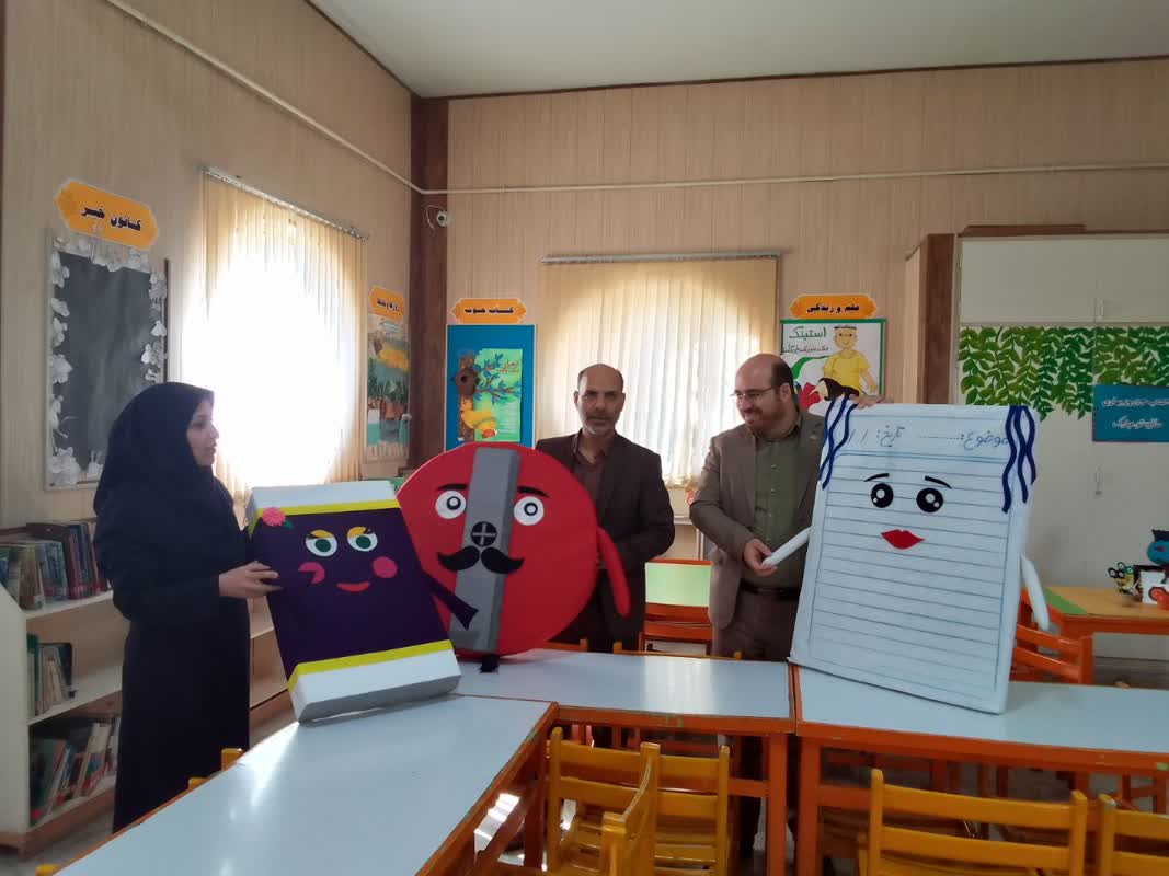 1283311 بازدید و دیدار نوروزی مدیدکل کانون پرورش فکری از مراکز فرهنگی هنری شهر اراک