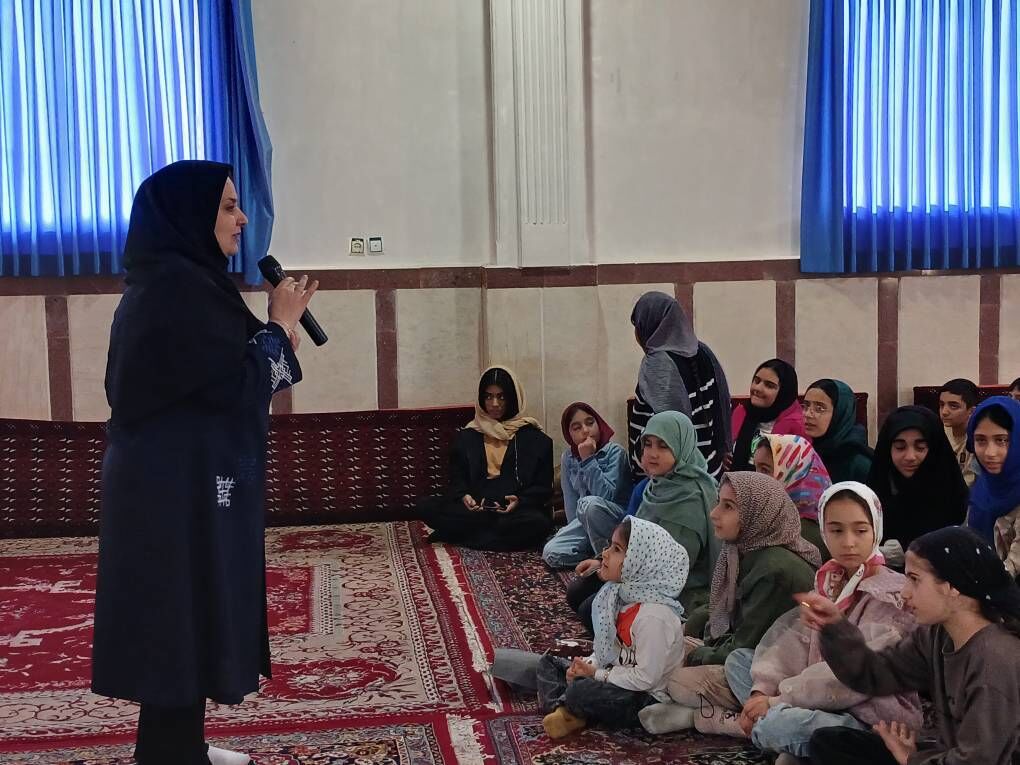 1283501-2 ویژهبرنامه نمایشی "نوروزنامه" در مازندران